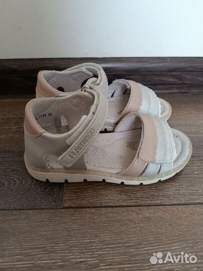 Сандалии для девочки