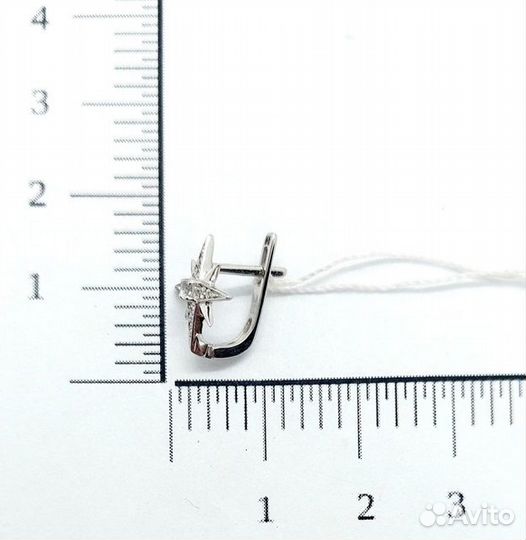 Золотые серьги с камнем