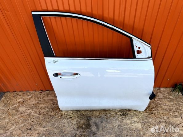 Передняя правая дверь Киа Спортейдж 4