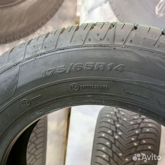 Viatti Strada Asimmetrico V-130 175/65 R14 82H