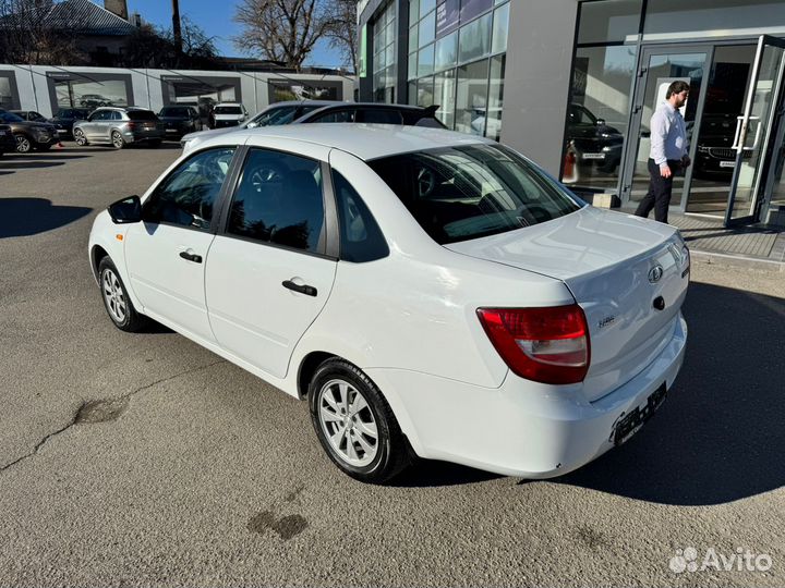 LADA Granta 1.6 МТ, 2016, 275 000 км