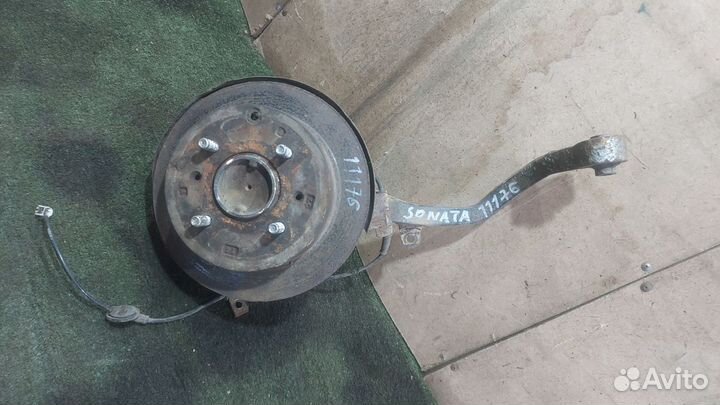 Кулак задний правый Sonata EF 4 Седан