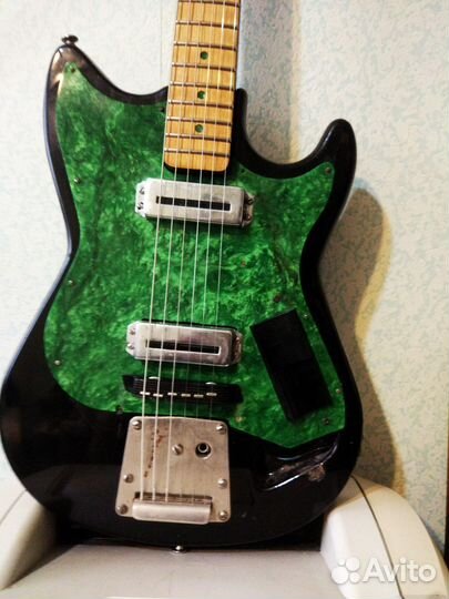 Электрогитара