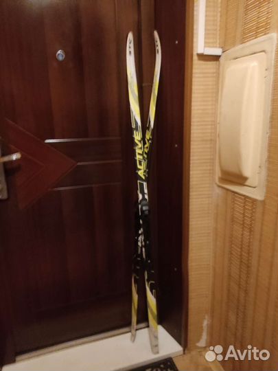 Беговые лыжи