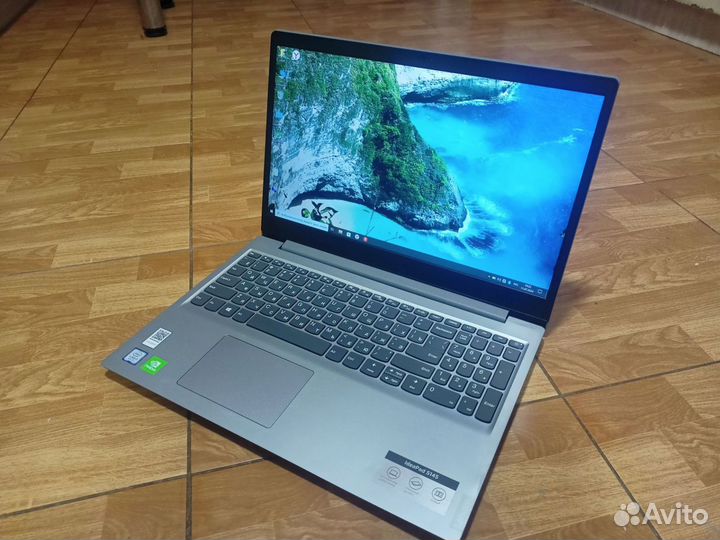 Lenovo/i3/8GB/SSD 500/Nvidia