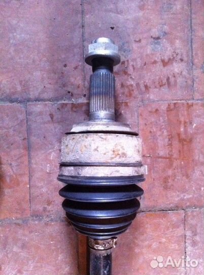 Вал приводной (Полуось) передний правый Honda Cr-V