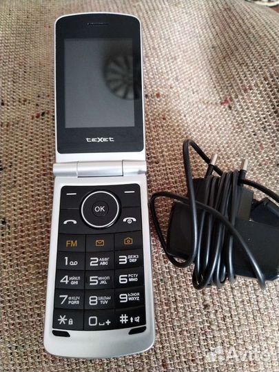 teXet TM-4004, 512 МБ