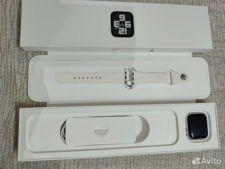 Продам часы apple watch 40 мм silver