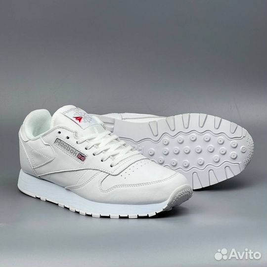 Белые Reebok Classic новые