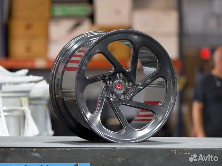 Кованые диски R18 Vossen Volkswagen Transporter T6