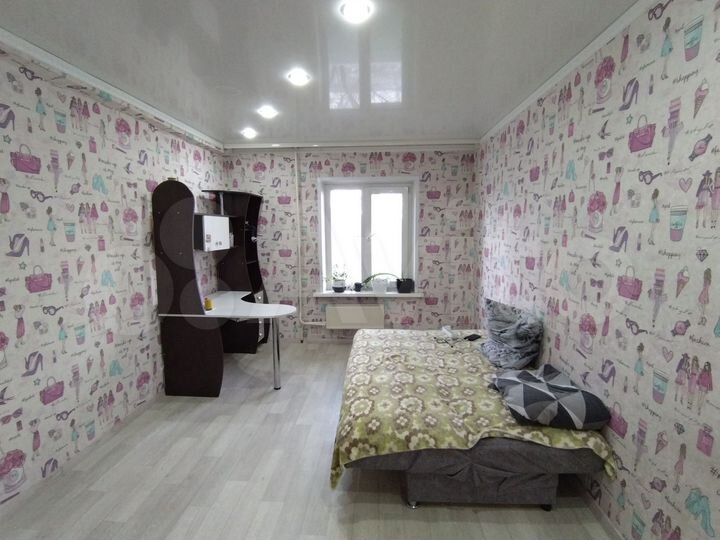 4-к. квартира, 72,8 м², 2/5 эт.