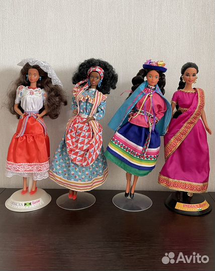 Кулы Барби в национальных костюмах южанки