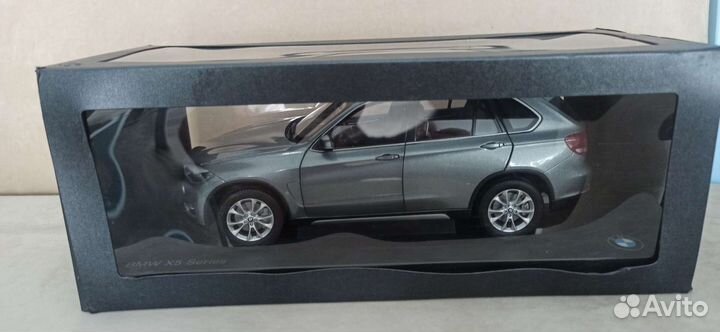 Коллекционная машина BMW X5 Series