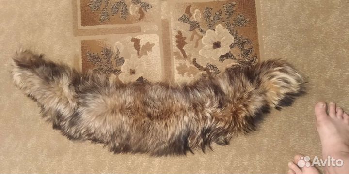 Воротник из натурального меха енота