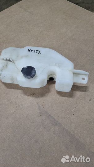 Бачок омывателя LADA vesta SW