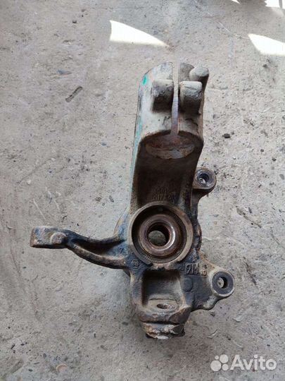 Кулак поворотный Ford Mondeo 4