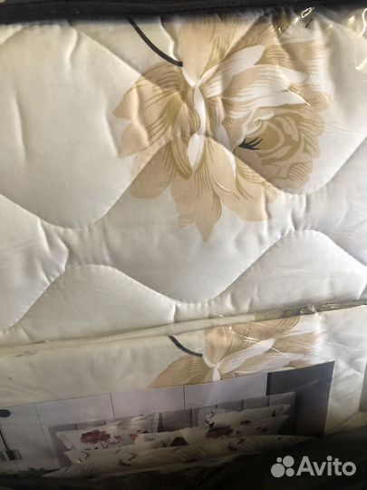 Постельное белье семейное сатин