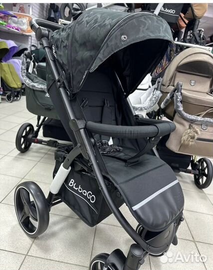 Прогулочная коляска новая