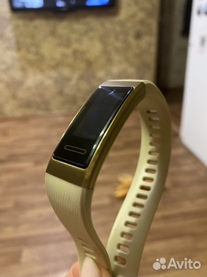 Фитнес браслет huawei band 3 pro