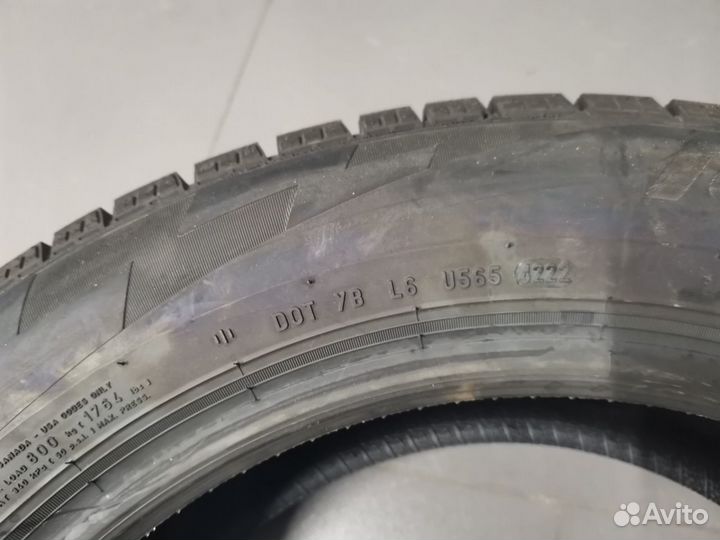 Pirelli Ice Zero FR 215/60 R17 100