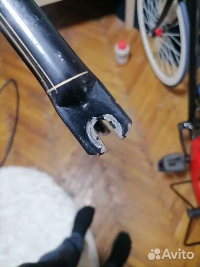 Вилка дюймовая 28, 200мм шток