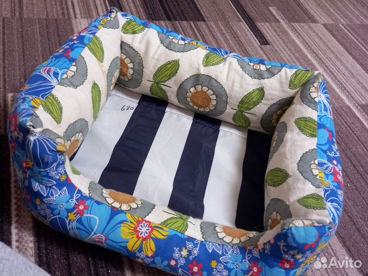 Лежанка для собак