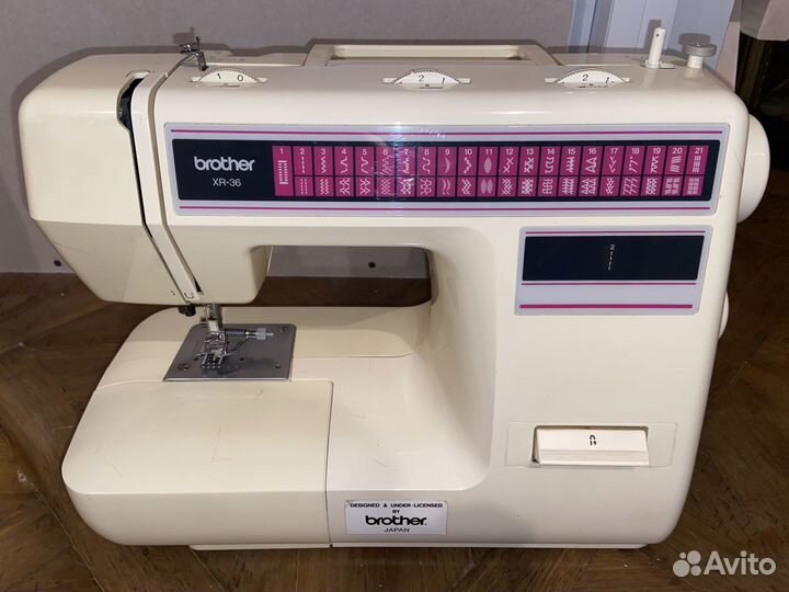 Швейная машинка brother с педалью