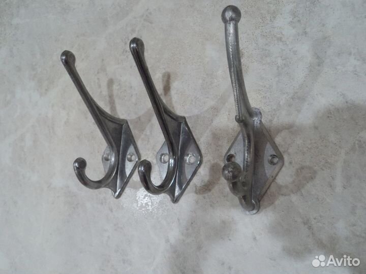 Крючки вешалки СССР