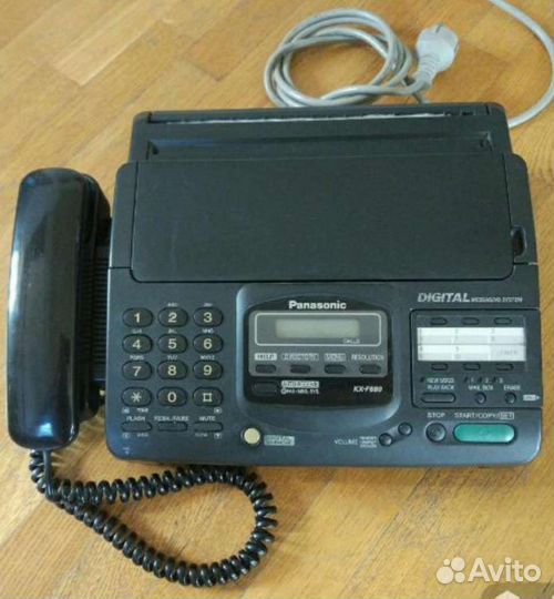 Телефон факс Panasonic KX-F680