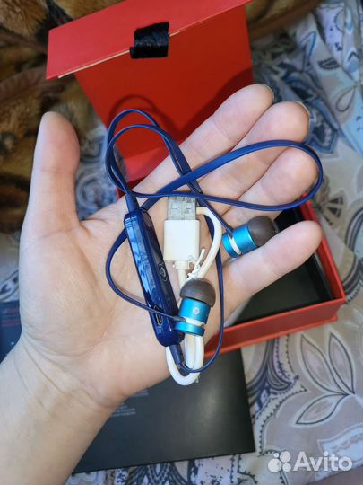 Наушники беспроводные