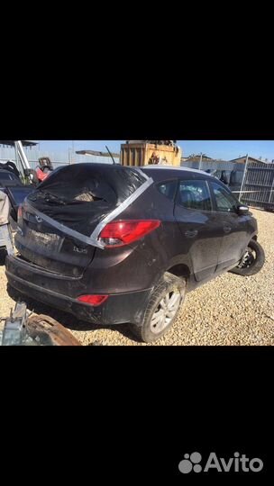 Запчасти на hyundai ix35