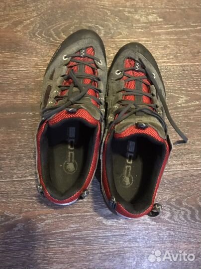 Трекинговые ботинки Mammut Redburn Low GTX
