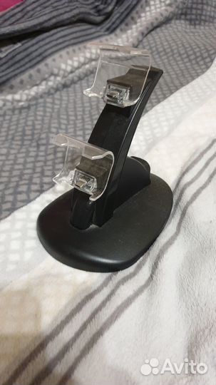 Зарядная станция для геймпадов ps4