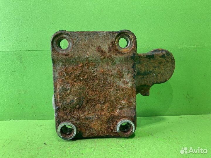 Кронштейн балки KAMAZ 5490-S5