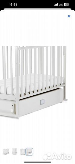 Детская кроватка с маятником