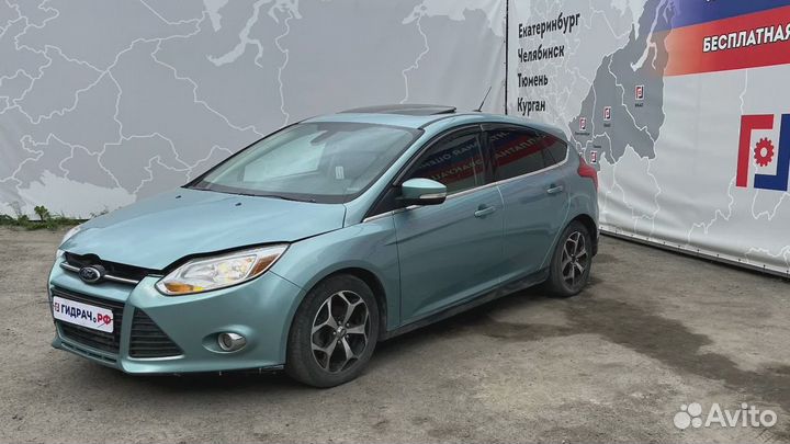 Стекло двери передней левой Ford Focus 3 CV6Z5821411A