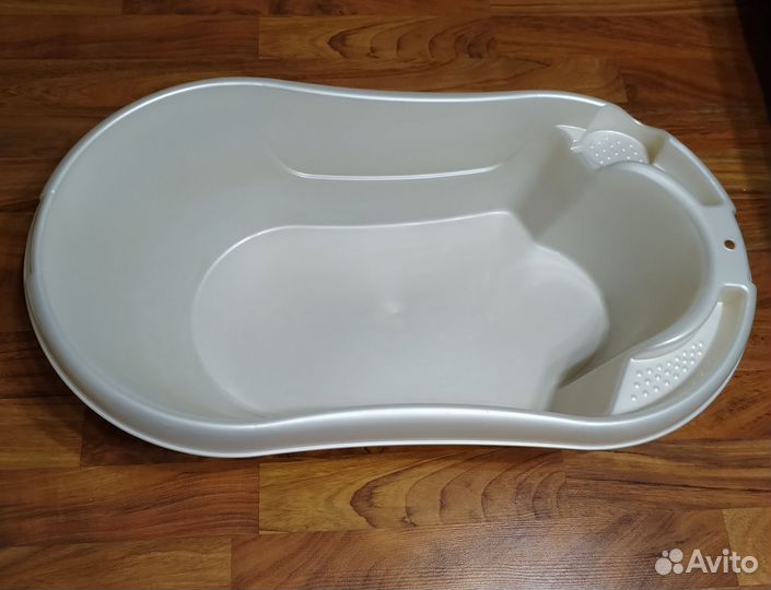 Ванночка для купания новорожденного