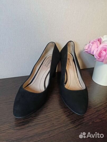 Туфли женские 37 размер замшевые