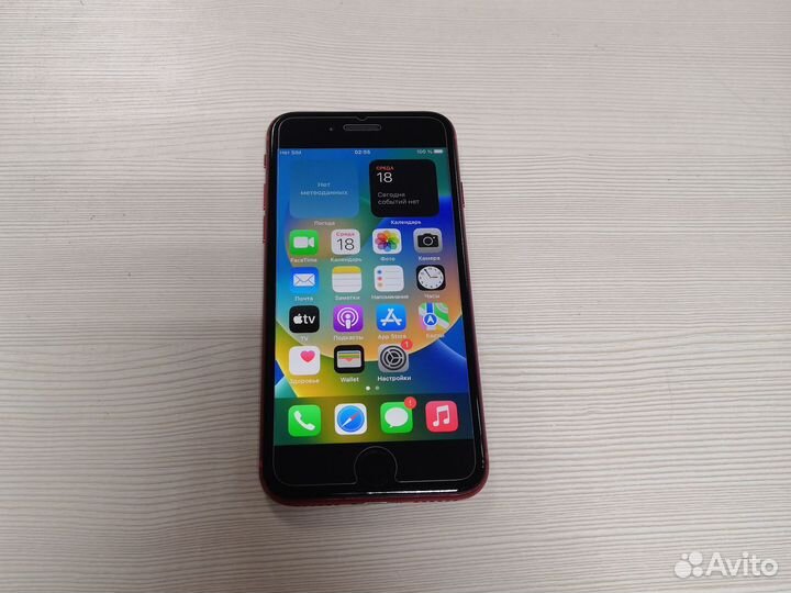 iPhone 8, 64 ГБ