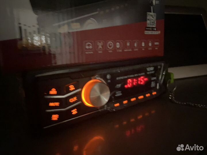 Магнитола Pioneer bluetooth/USB/AUX/FM
