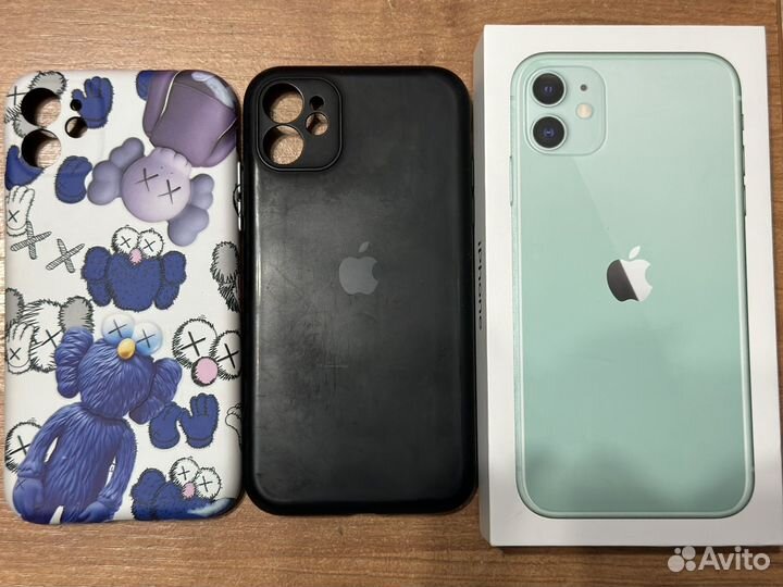 iPhone 11, 64 ГБ