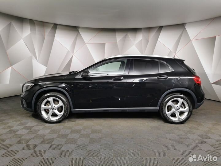 Mercedes-Benz GLA-класс 1.6 AMT, 2019, 93 200 км