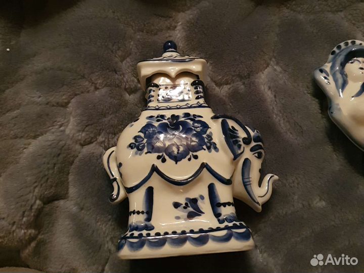 Фигурки из Гжели