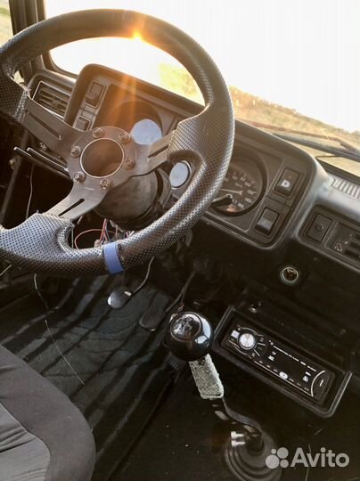 ВАЗ 2105 1.5 МТ, 2005, 8 143 км