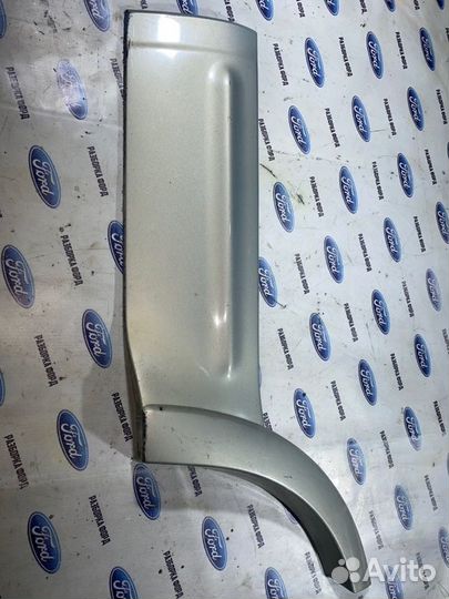 Молдинг двери задний левый