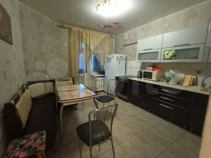 2-к. квартира, 79 м², 2/9 эт.