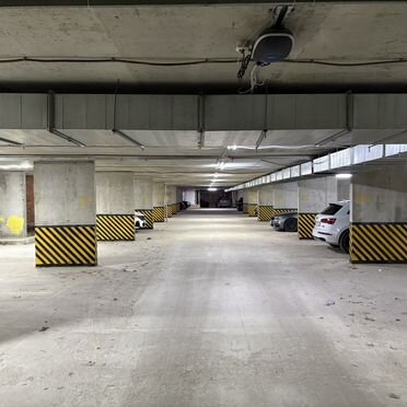 Машиноместо, 14 м²