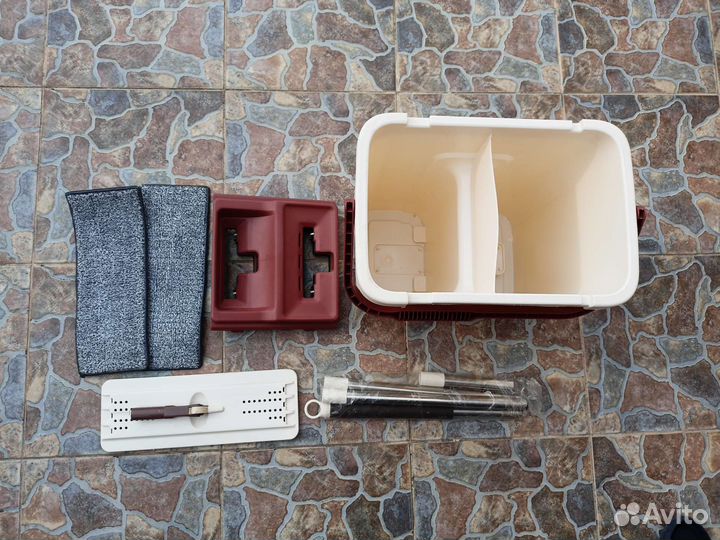 Швабра с отжимом и ведром