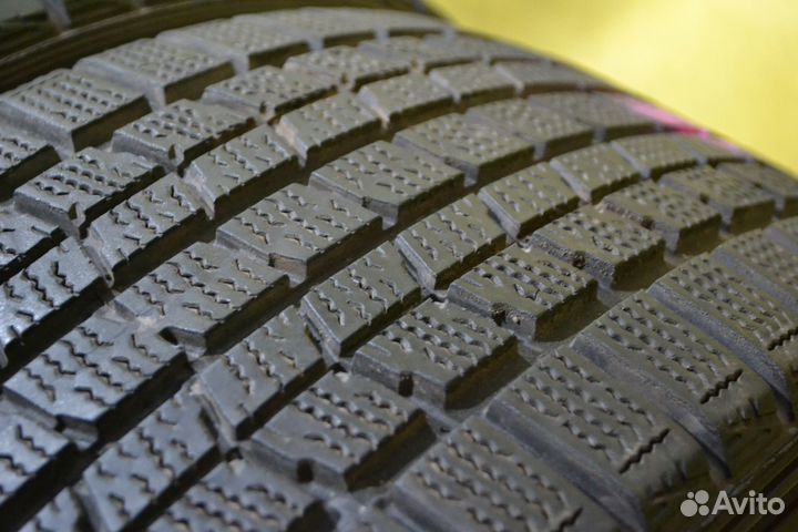 Dunlop DSX-2 215/45 R17