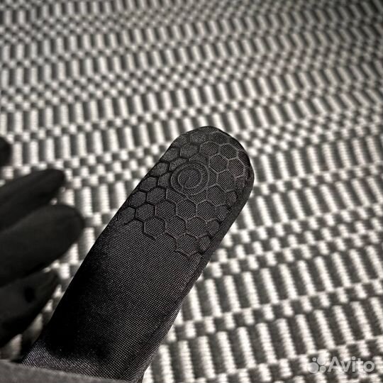 Перчатки Nike на зиму